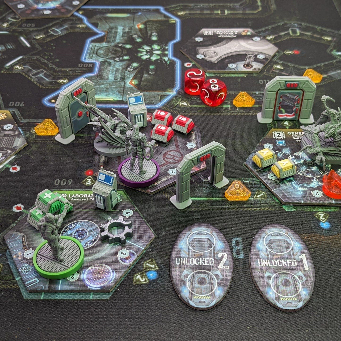 Nemesis &amp; Nemesis : Lockdown - Terminaux informatiques